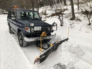 緑の村別荘地　除雪作業②